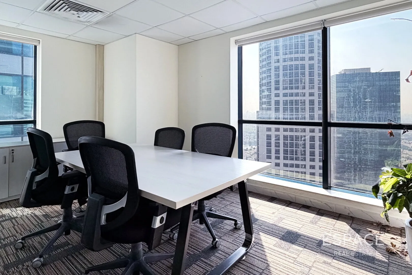 single static gallery