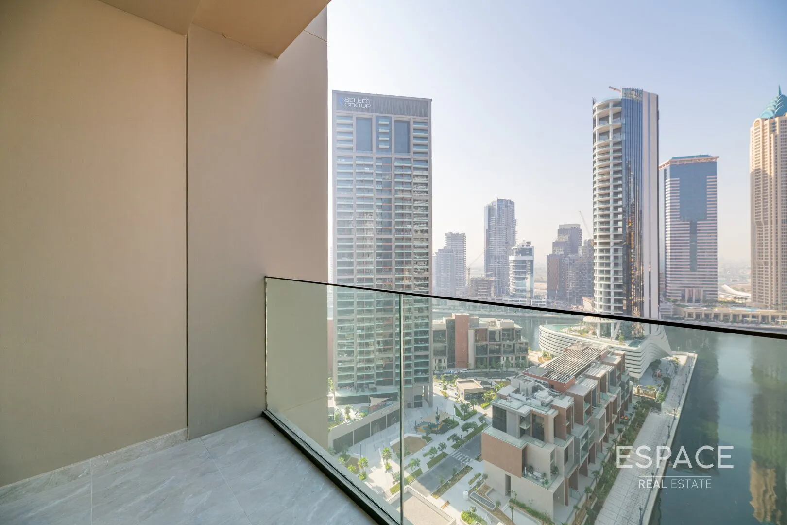 PropertiesGalleryCamera