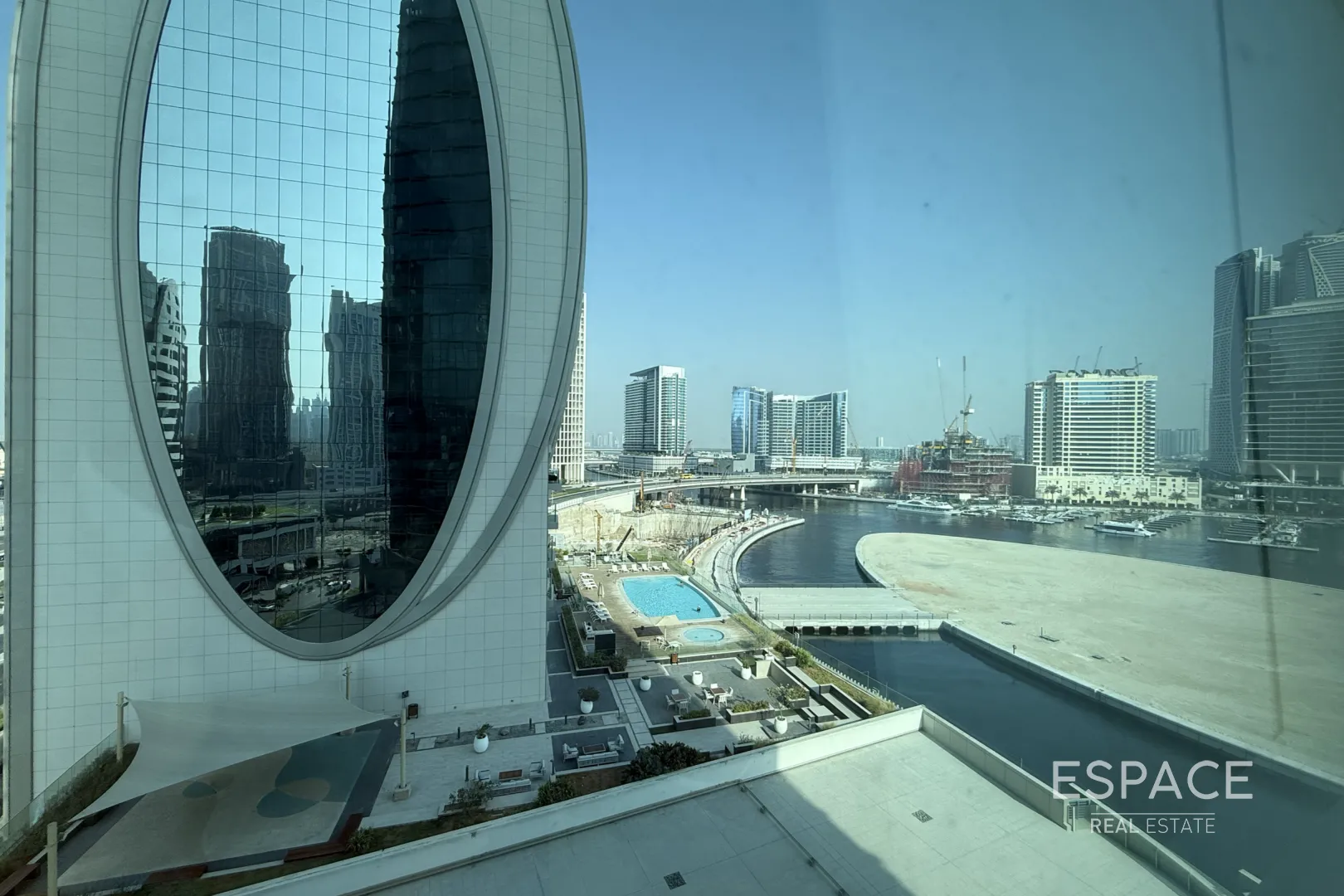 single static gallery