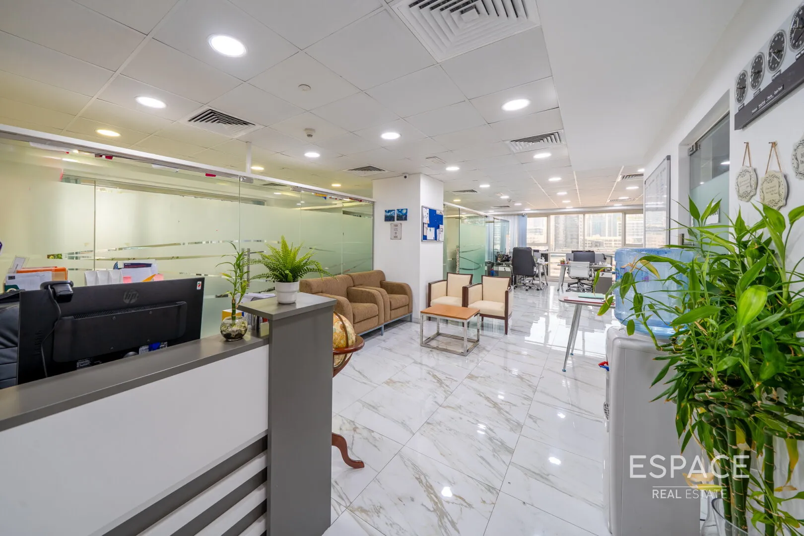 single static gallery