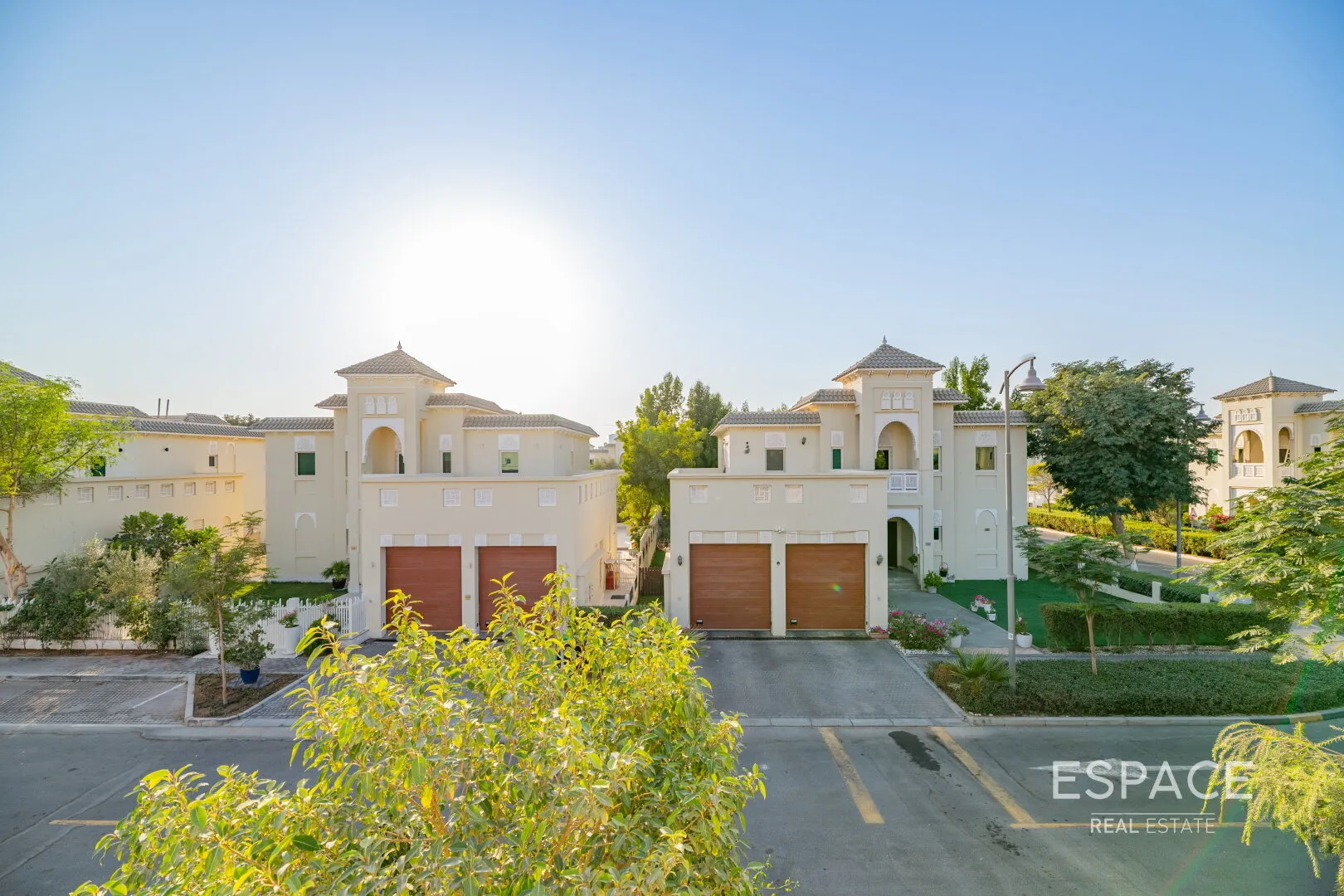 PropertiesGalleryCamera