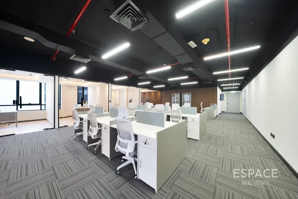 Prime Business Centre, Jumeirah Village Circle, Dubai - Espace