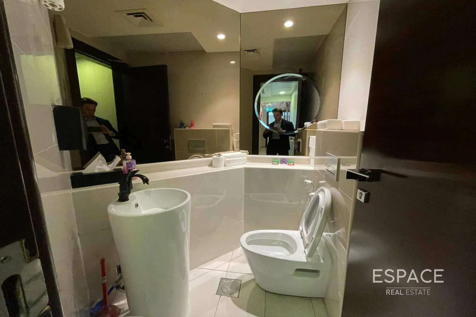 PropertiesGalleryCamera