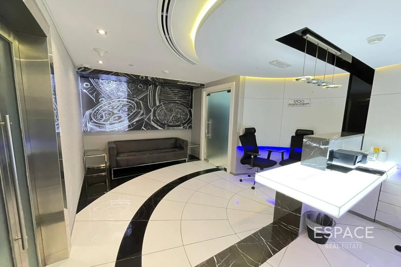 single static gallery