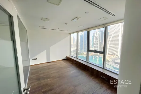 Platinum Tower (Pt Tower), Jumeirah Lake Towers, Dubai - Espace