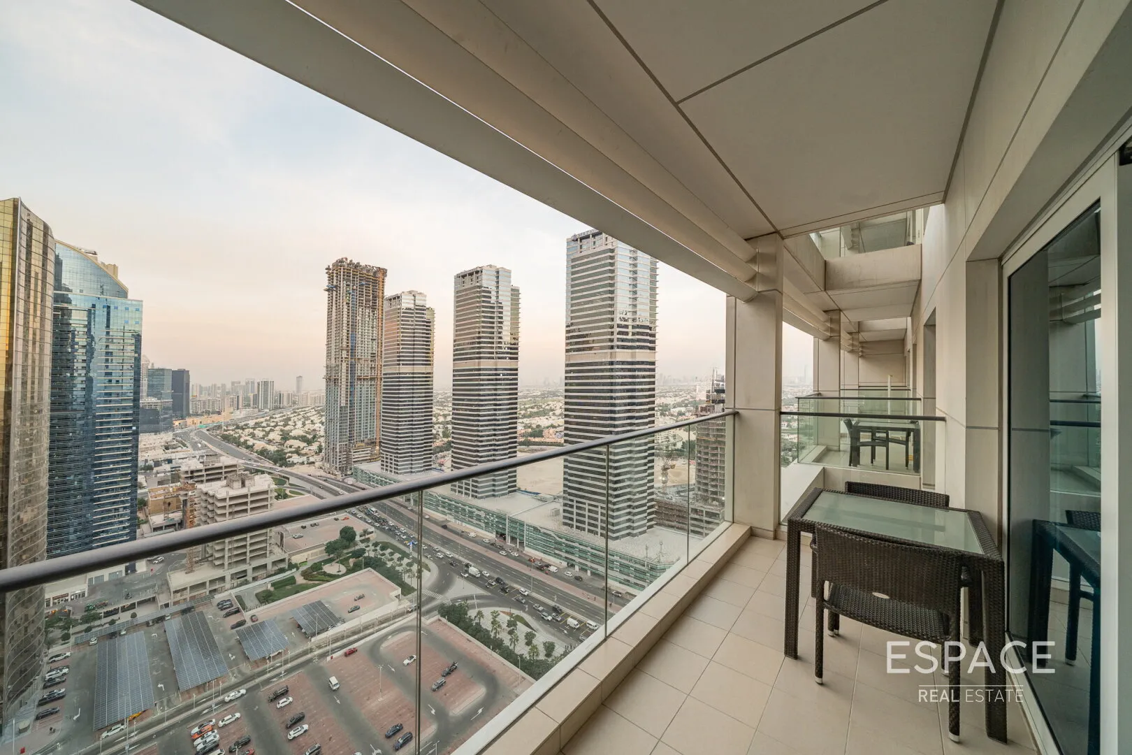 single static gallery