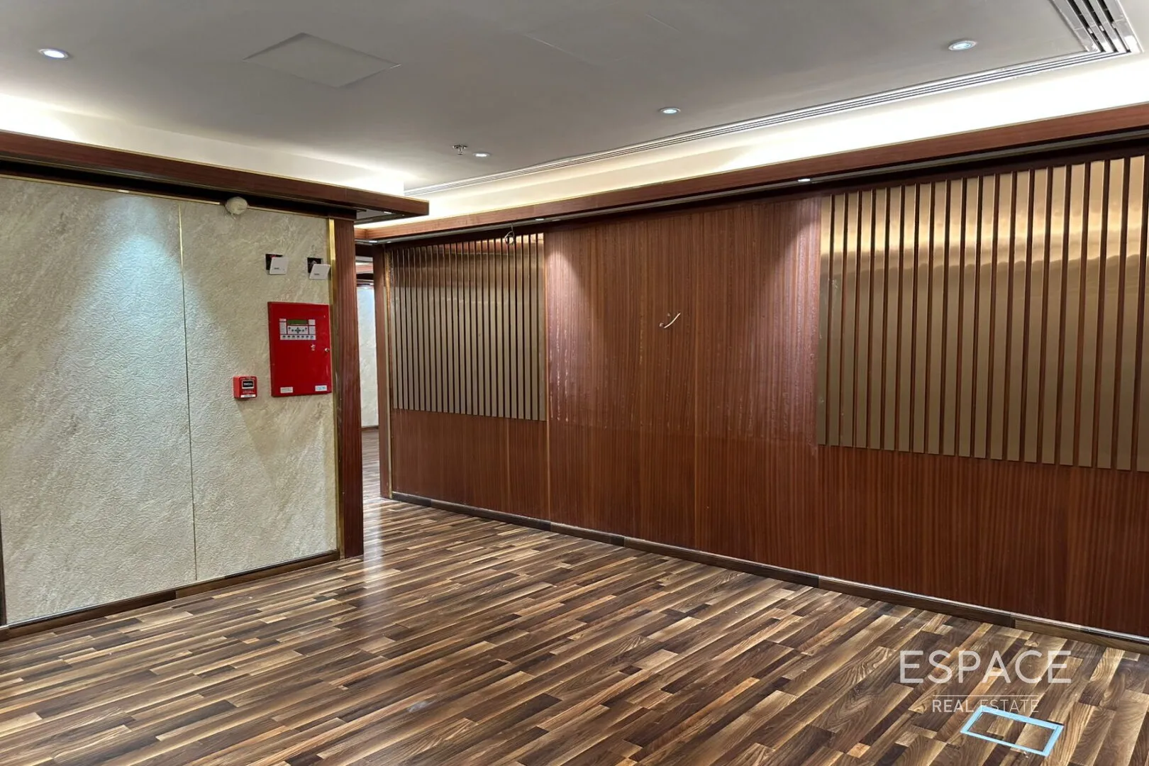 single static gallery