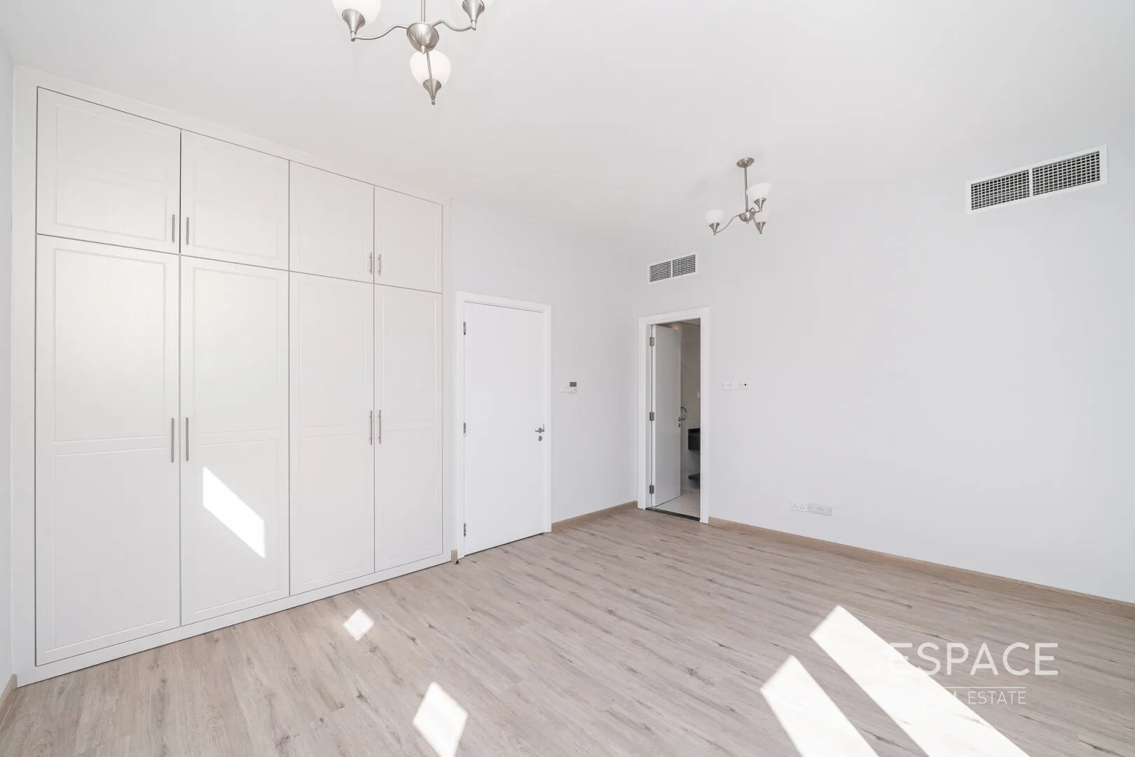 single static gallery