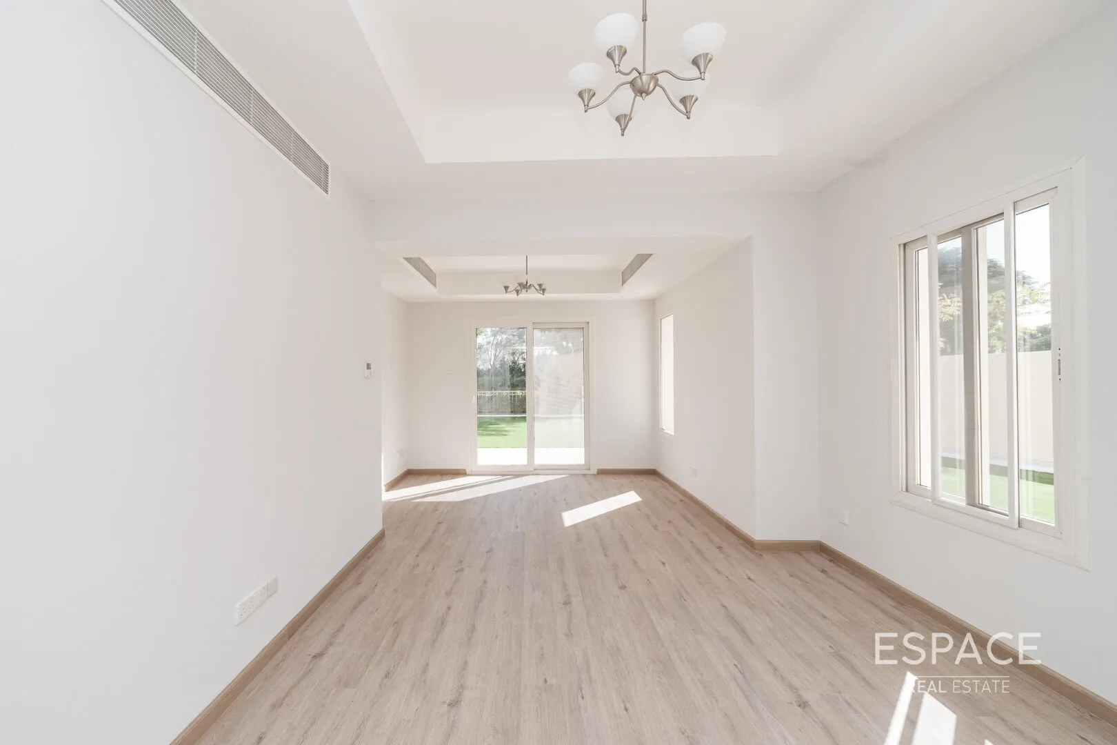 single static gallery