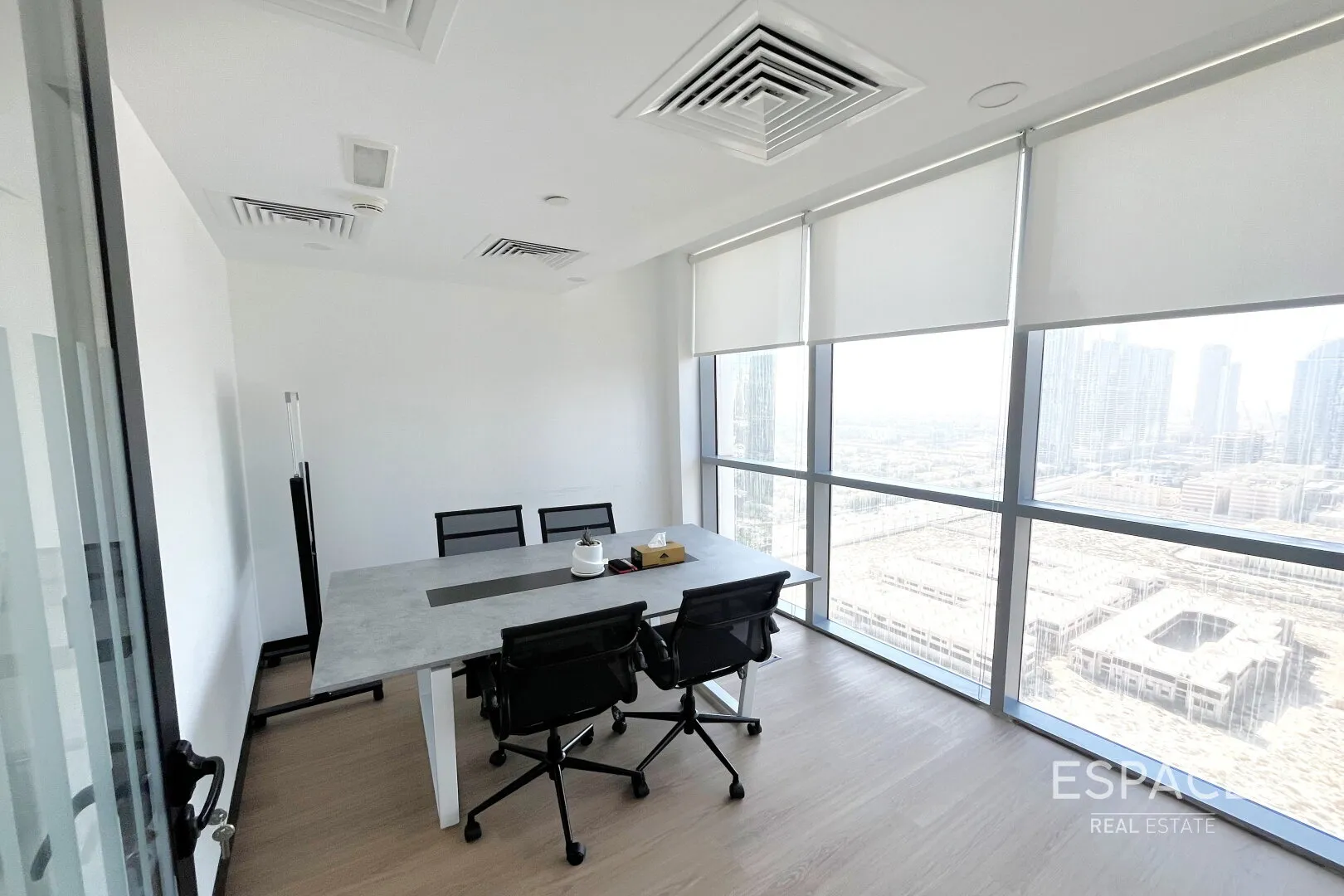 single static gallery