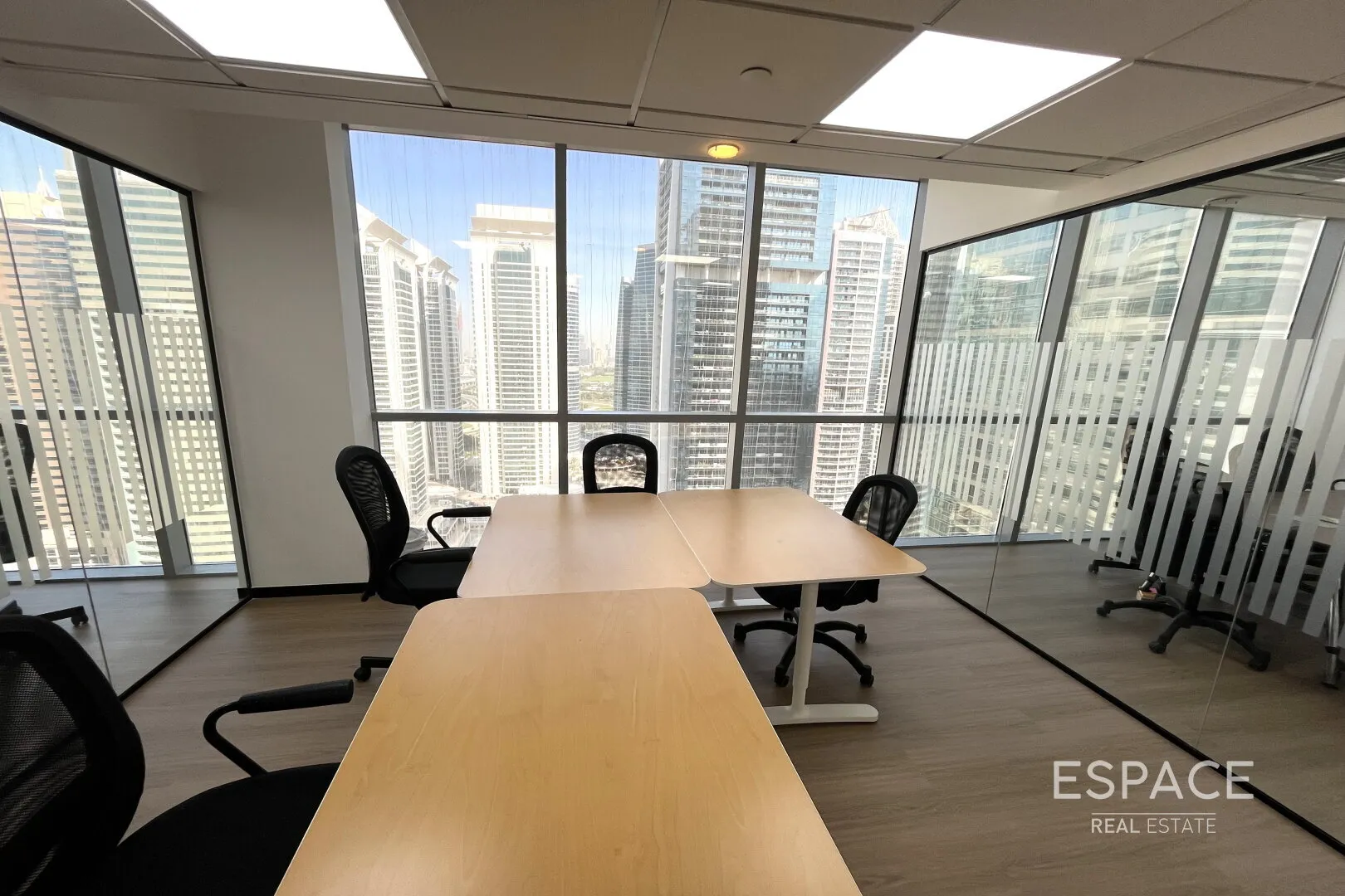 single static gallery