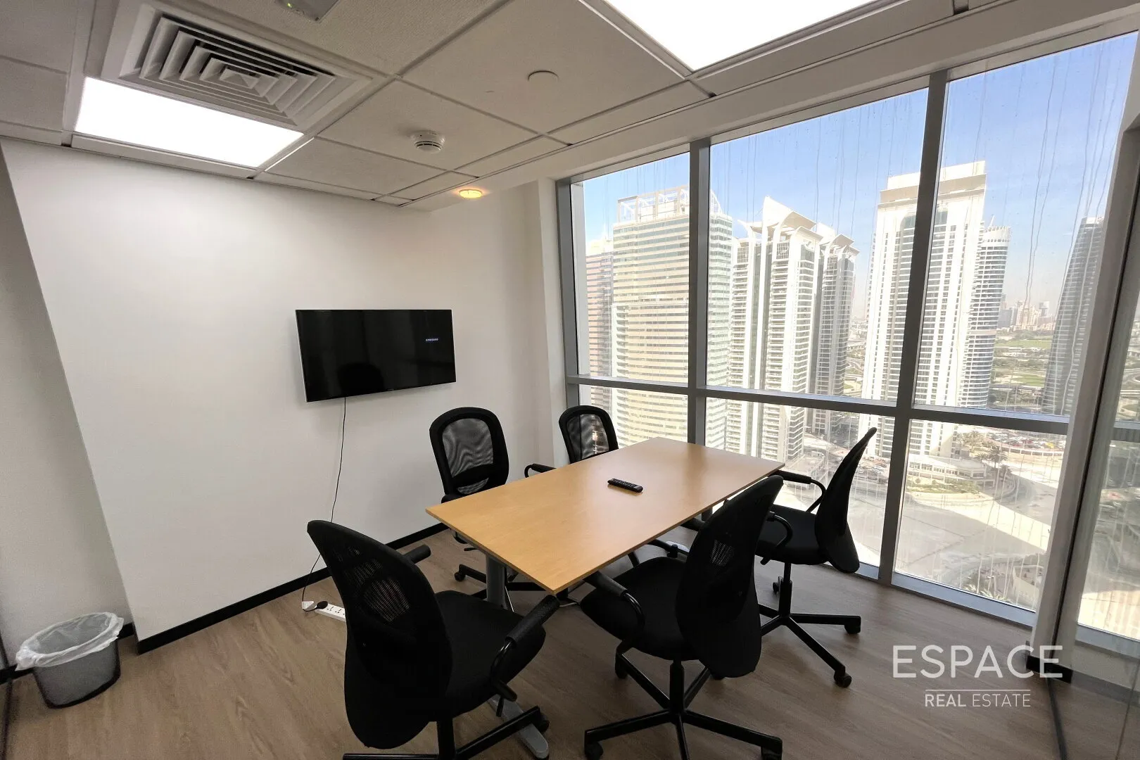 single static gallery