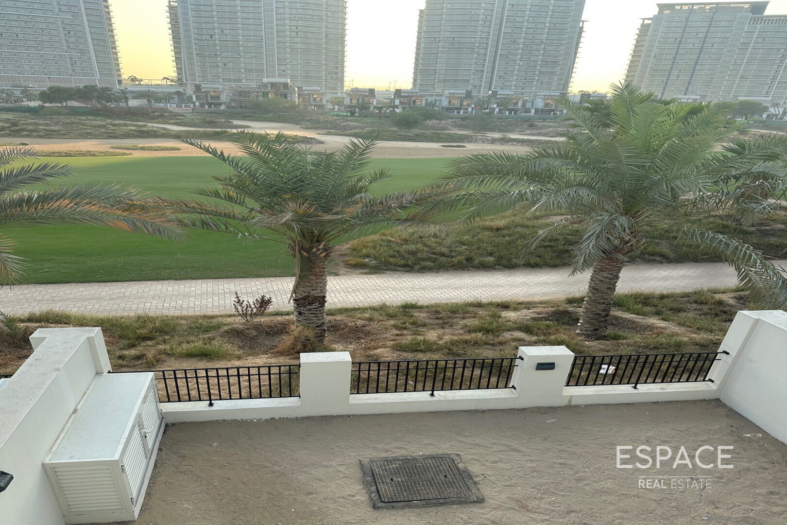 PropertiesGalleryCamera