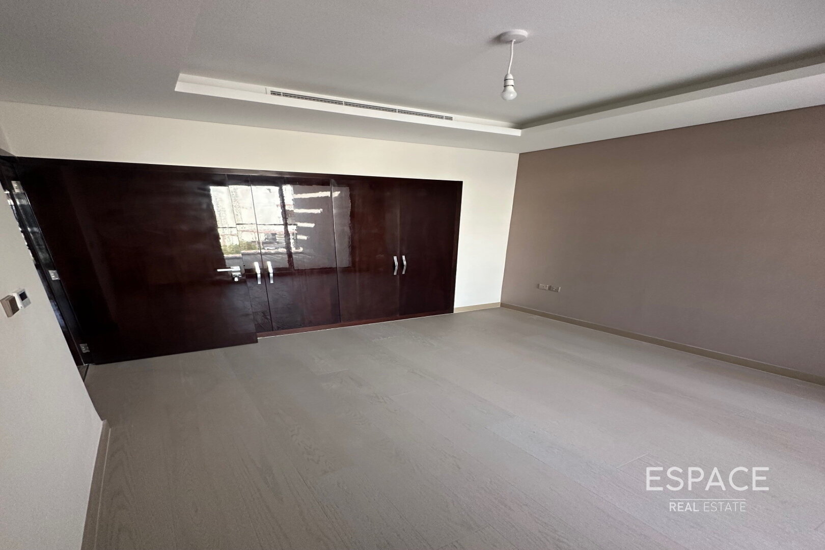 single static gallery