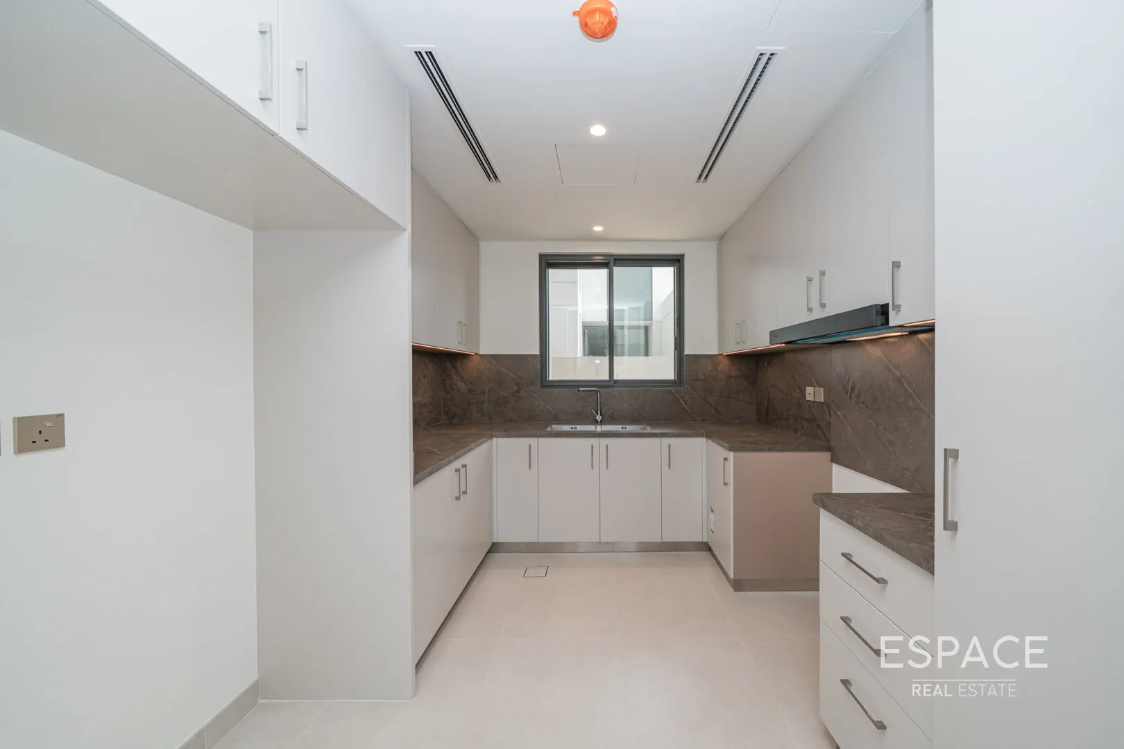 single static gallery