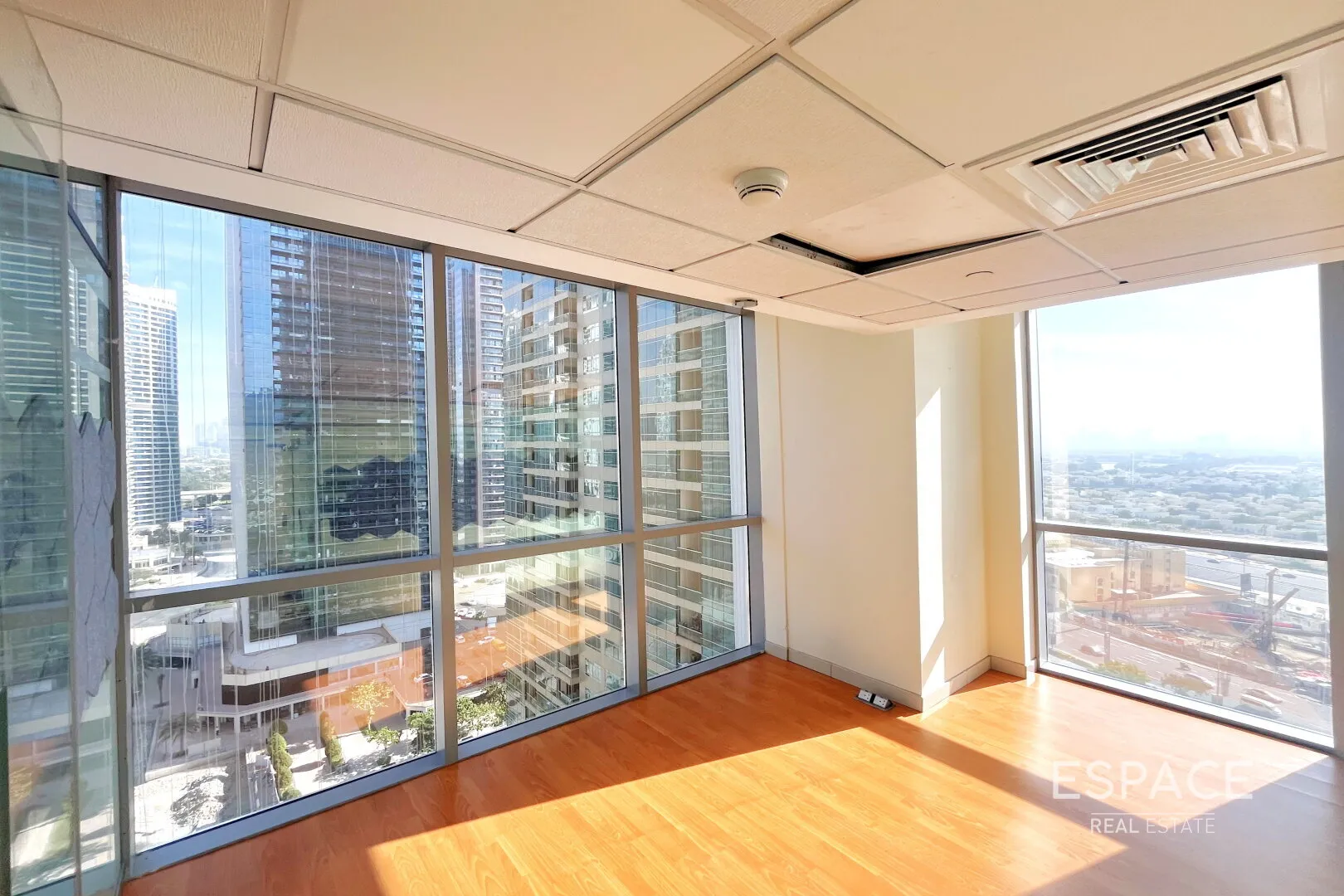 PropertiesGalleryCamera