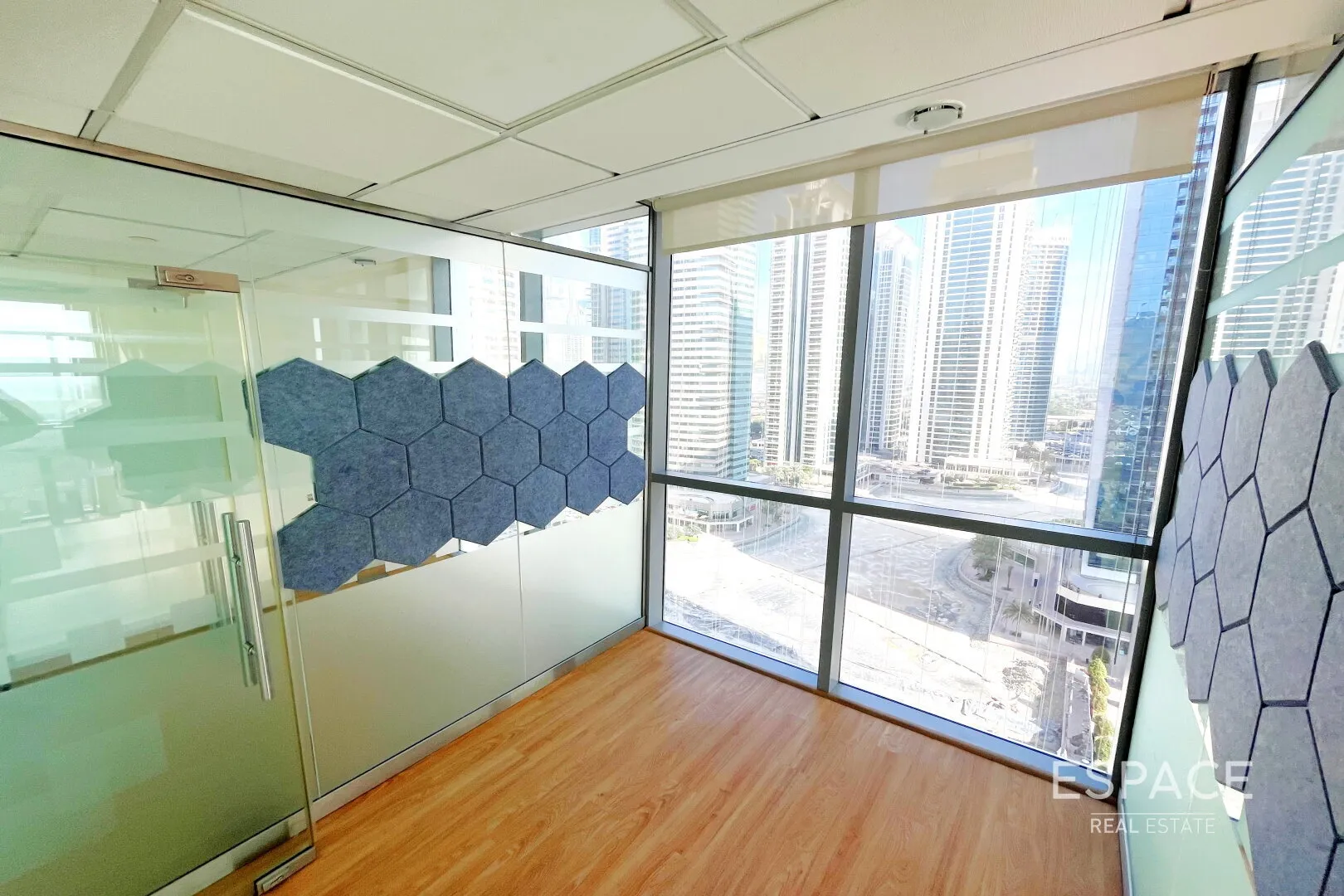 PropertiesGalleryCamera