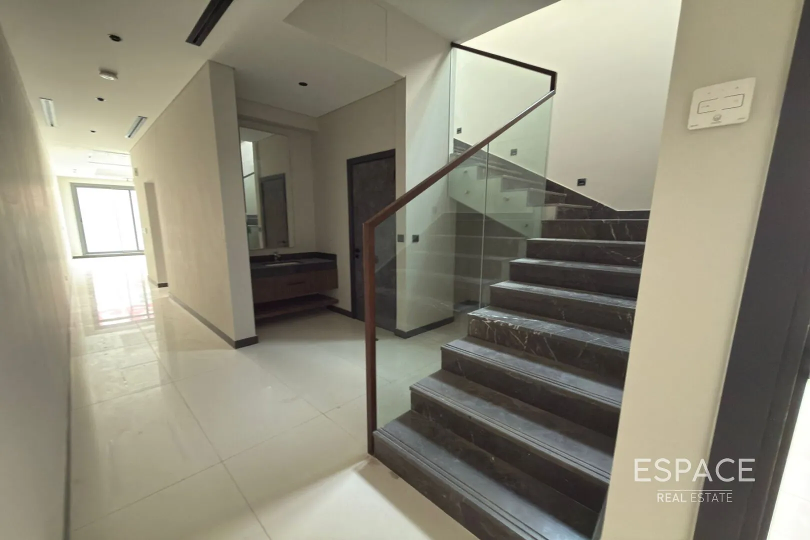 single static gallery