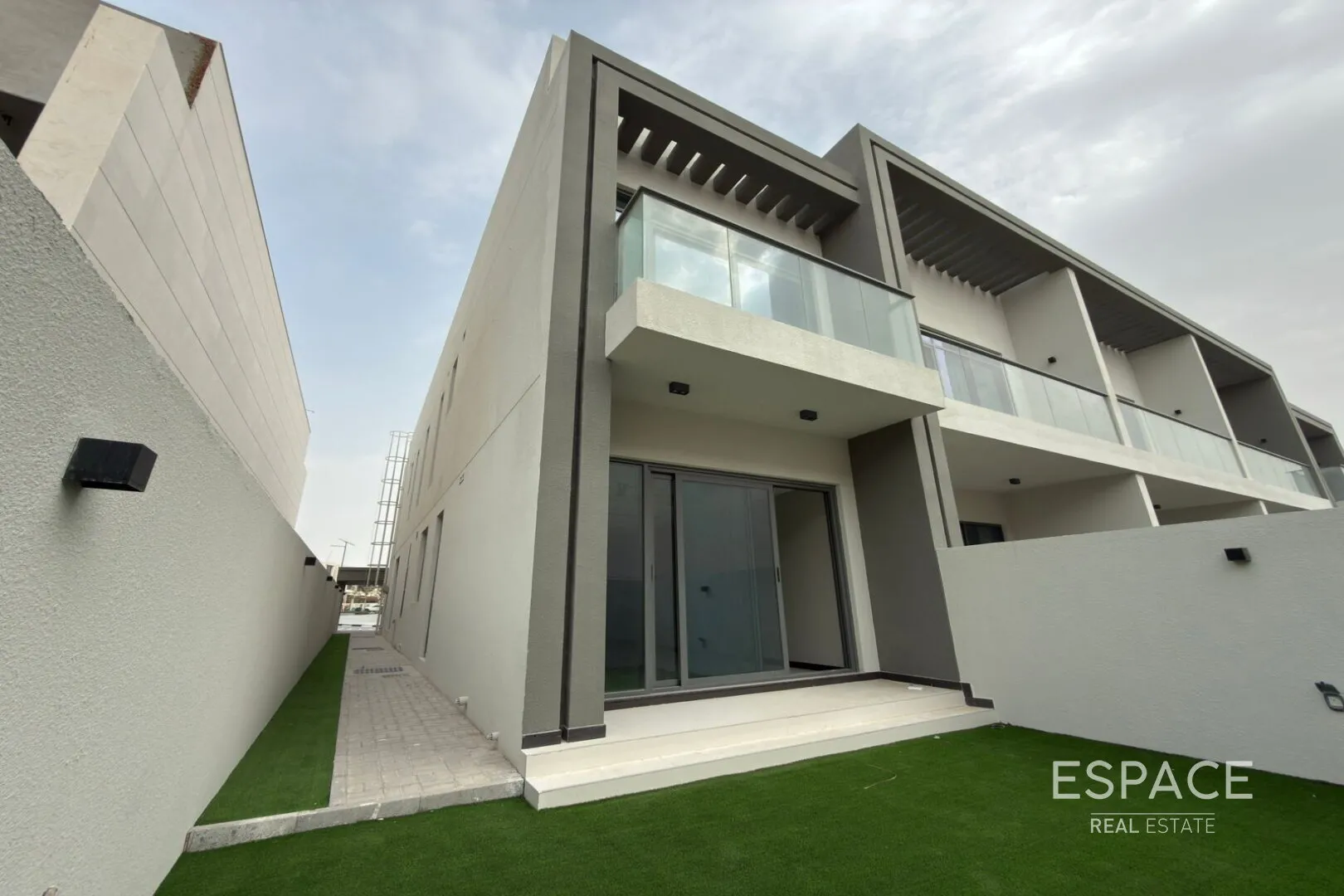 single static gallery