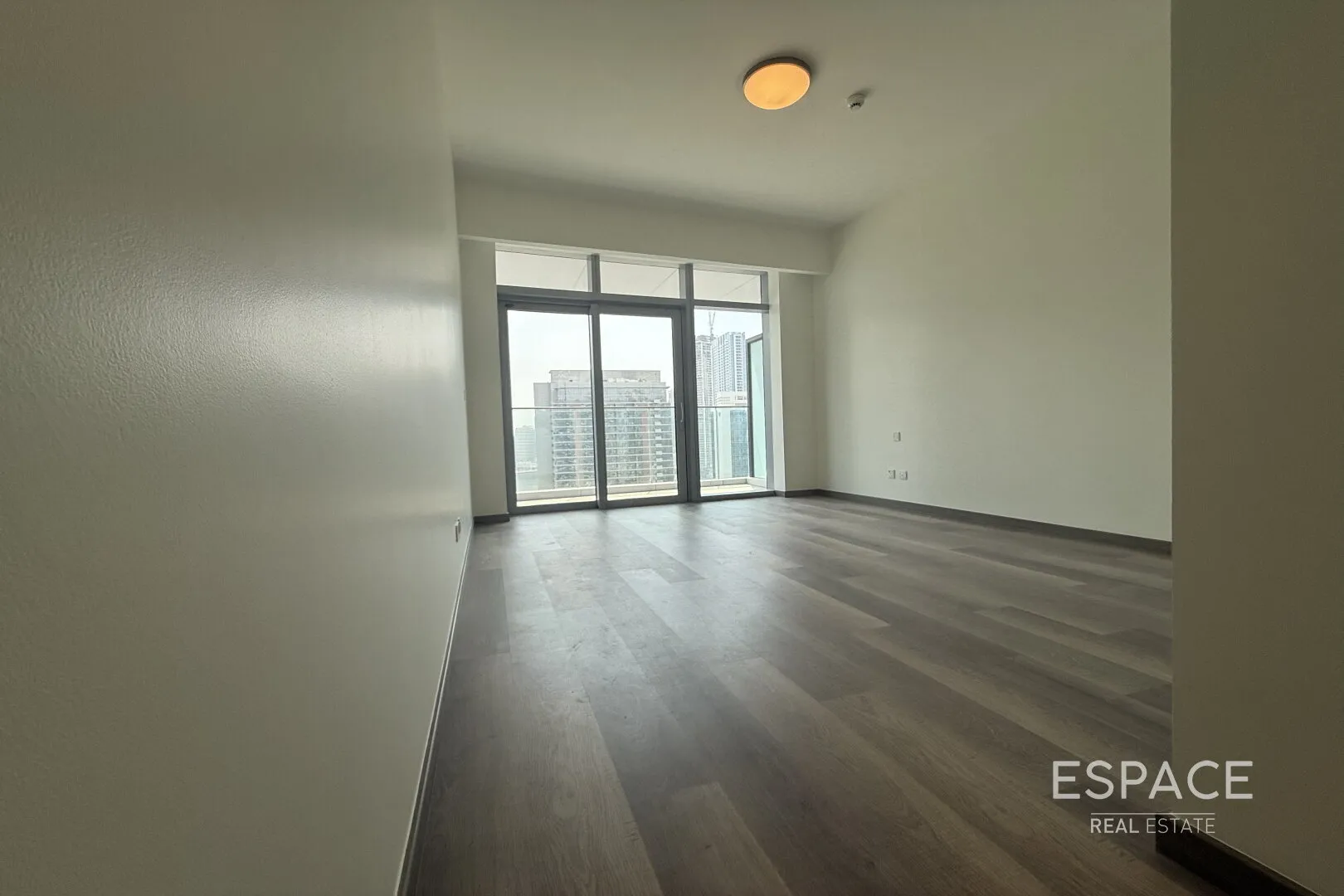 single static gallery