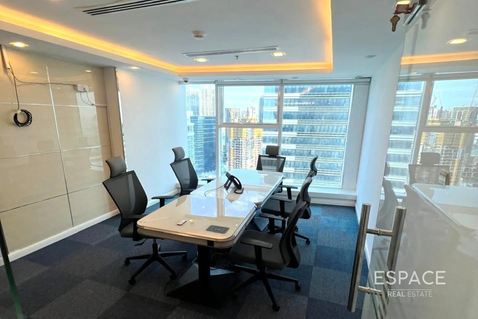 single static gallery