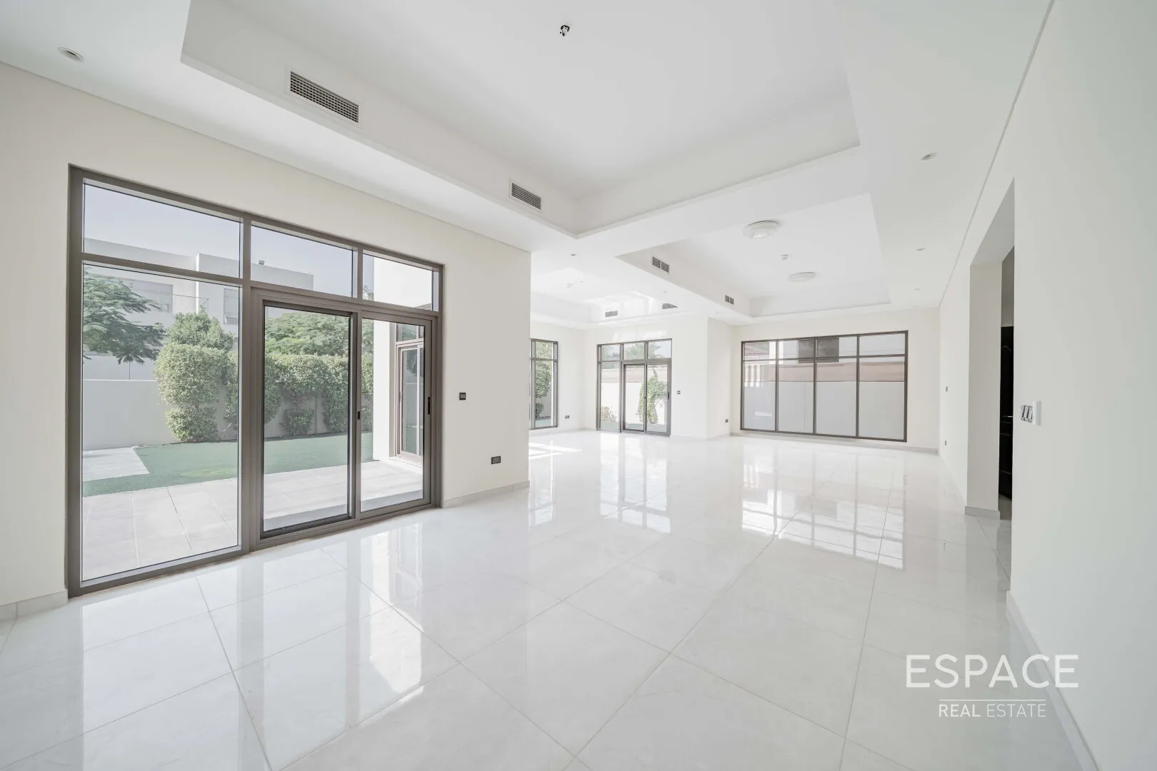 single static gallery