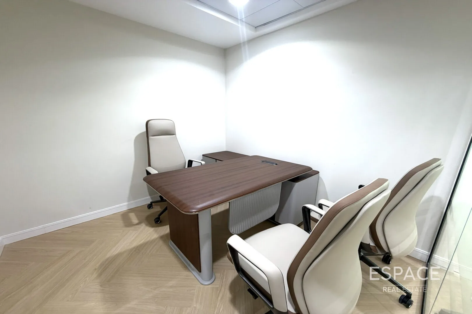 PropertiesGalleryCamera