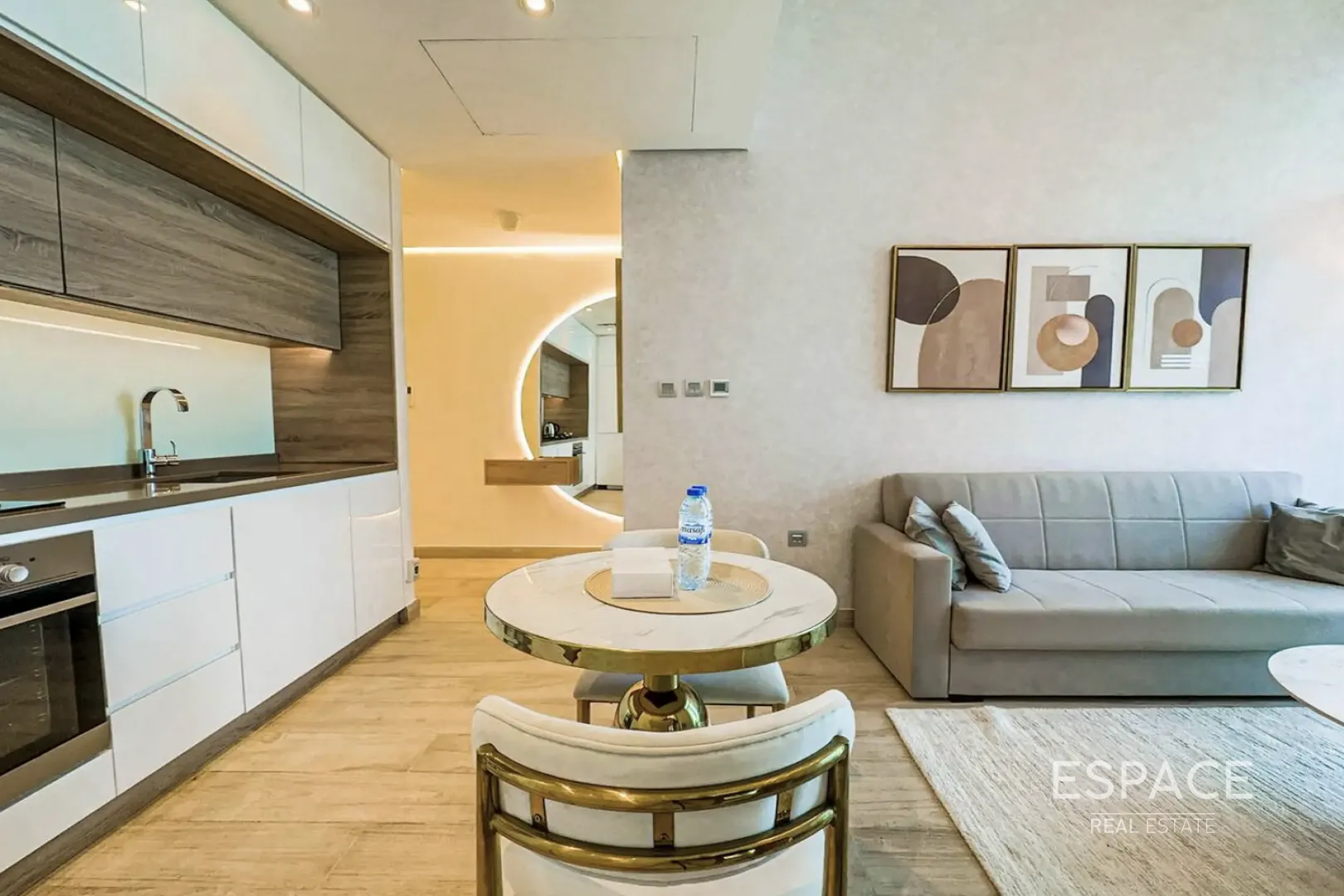 single static gallery