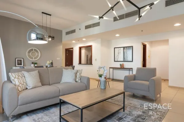 JBR - Shams 4, Jumeirah Beach Residence, Dubai - Espace