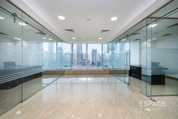 Fortune Tower, Jumeirah Lake Towers, Dubai - Espace