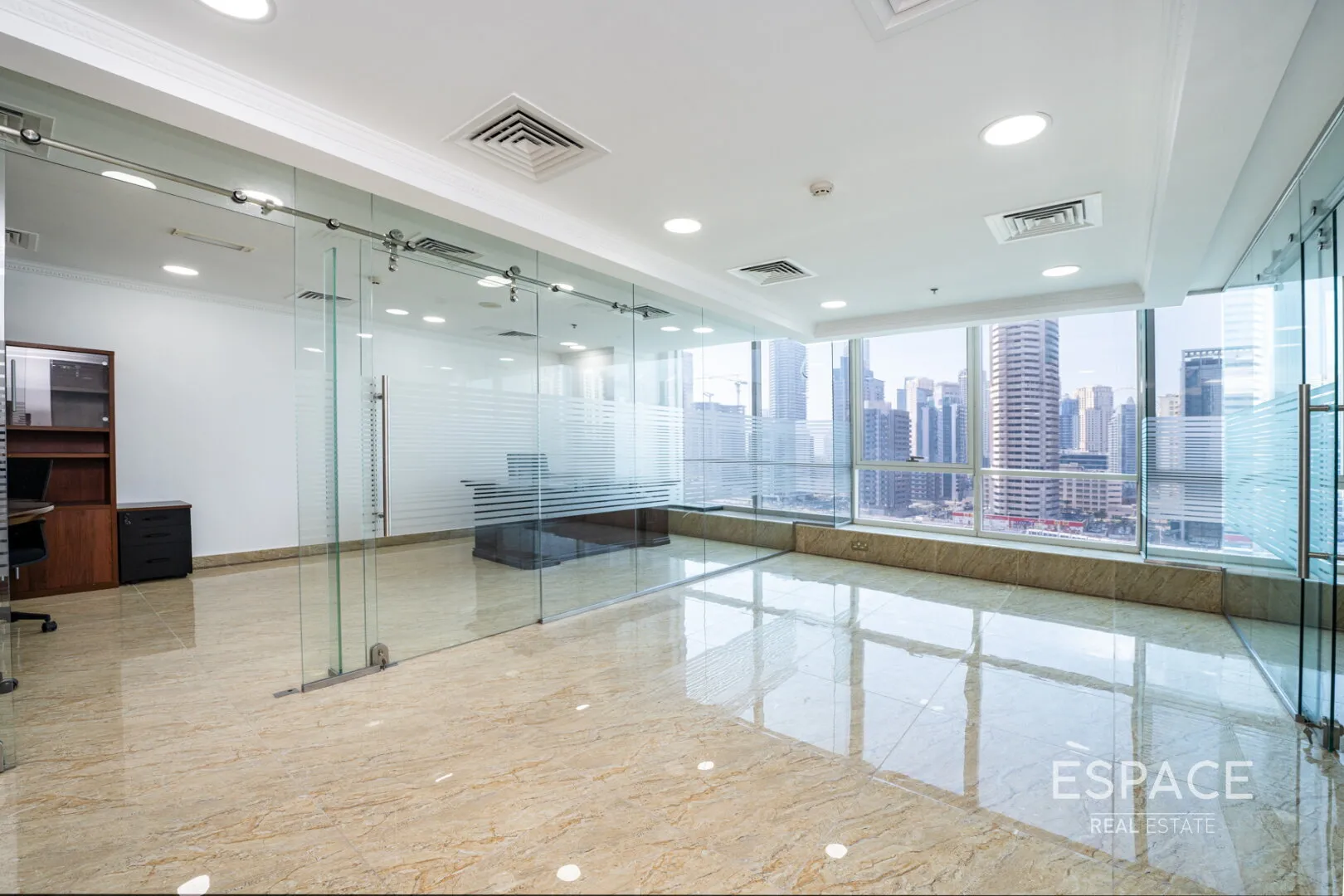 single static gallery