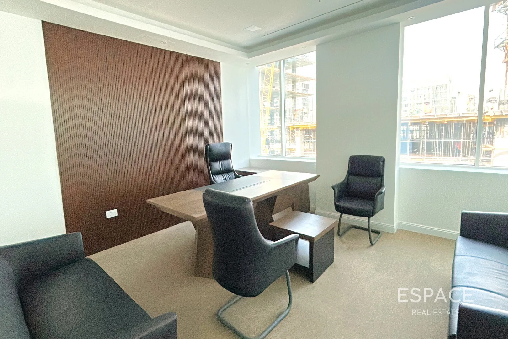 single static gallery