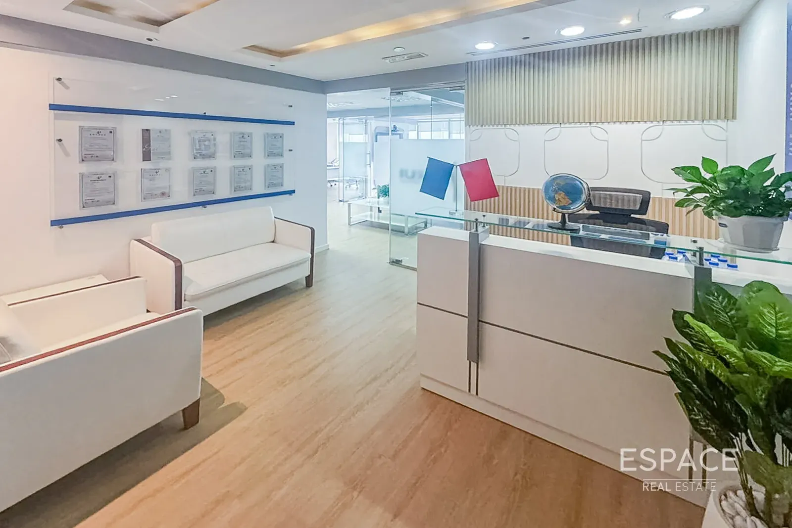 PropertiesGalleryCamera