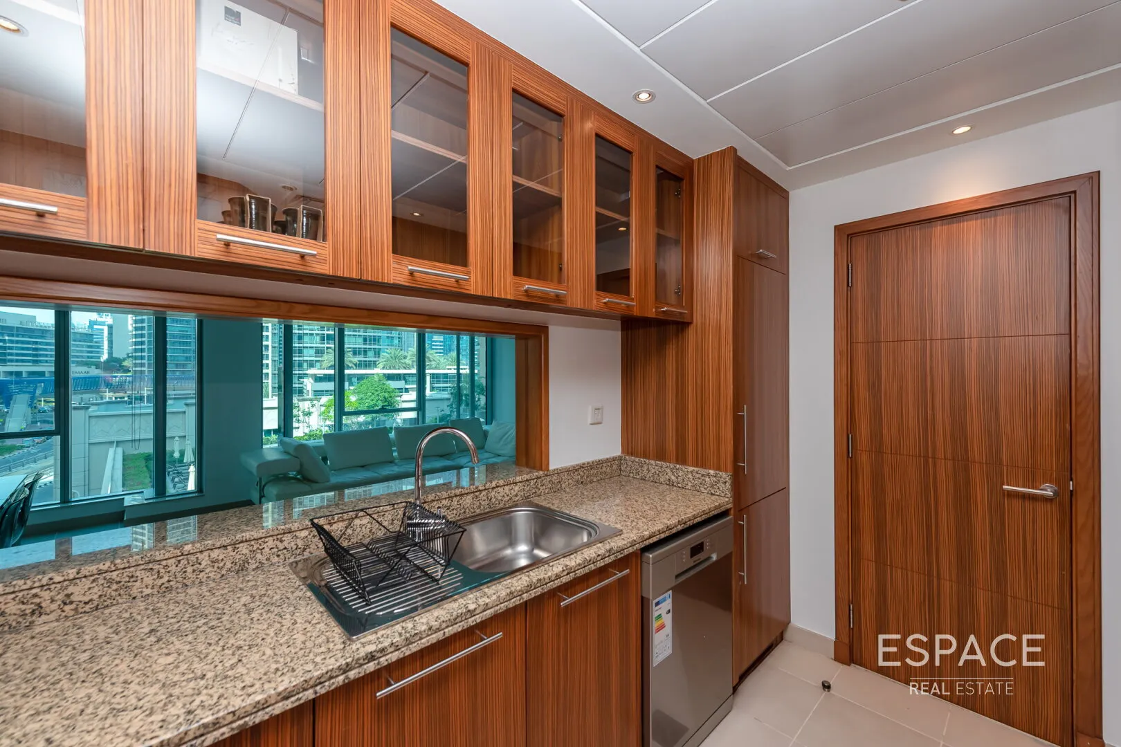 single static gallery