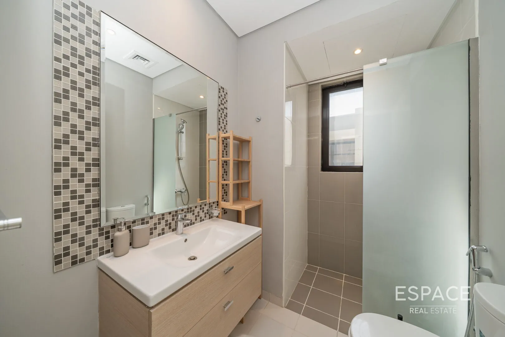 single static gallery