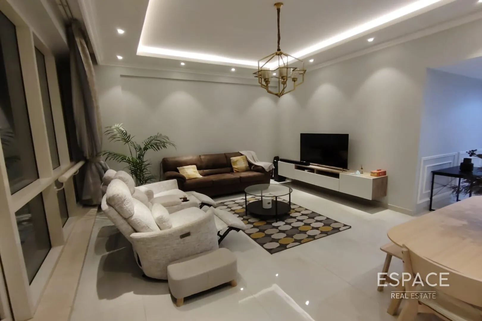 single static gallery