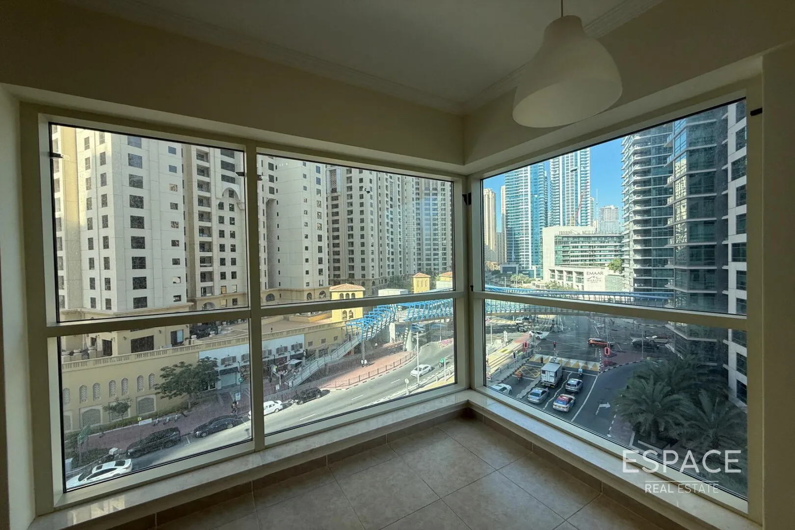 single static gallery