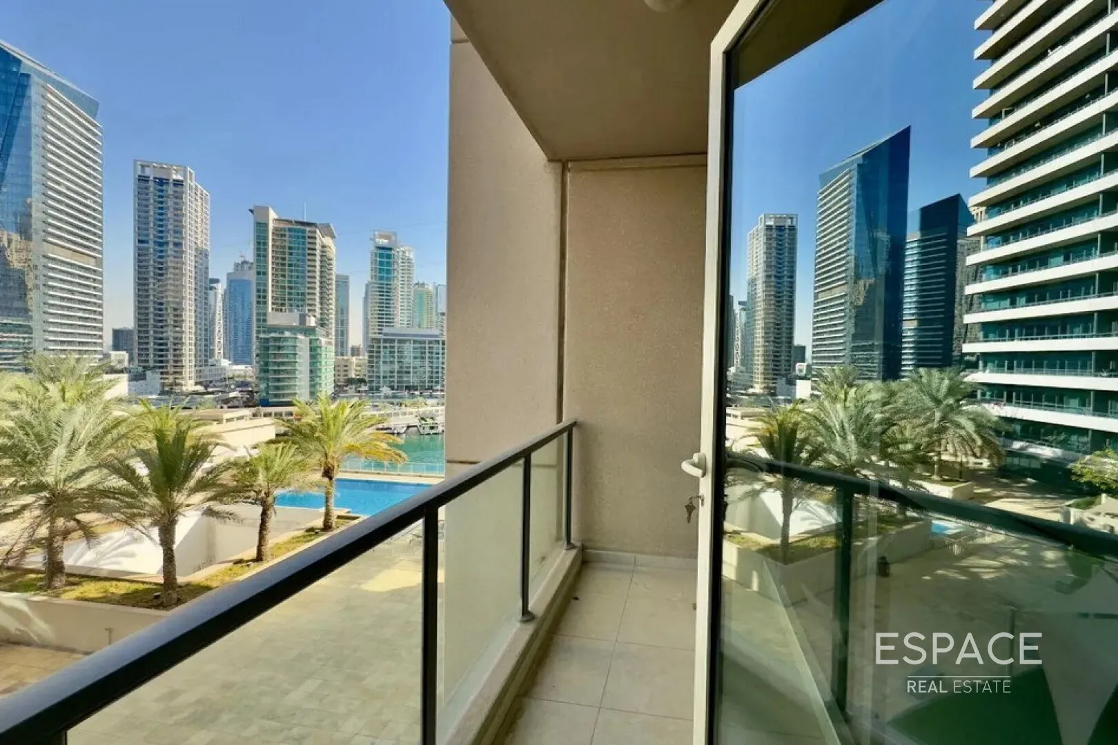 single static gallery