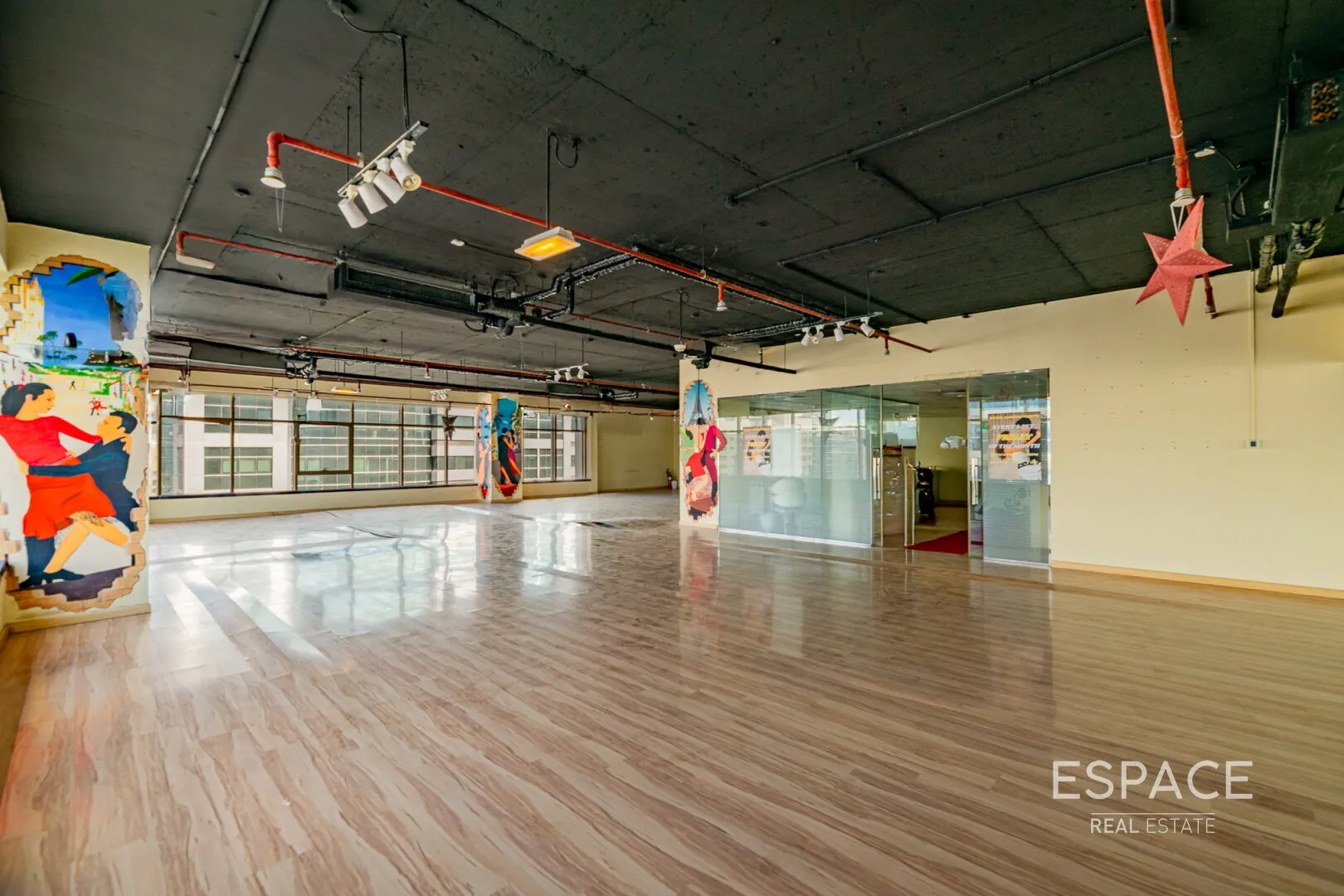 PropertiesGalleryCamera