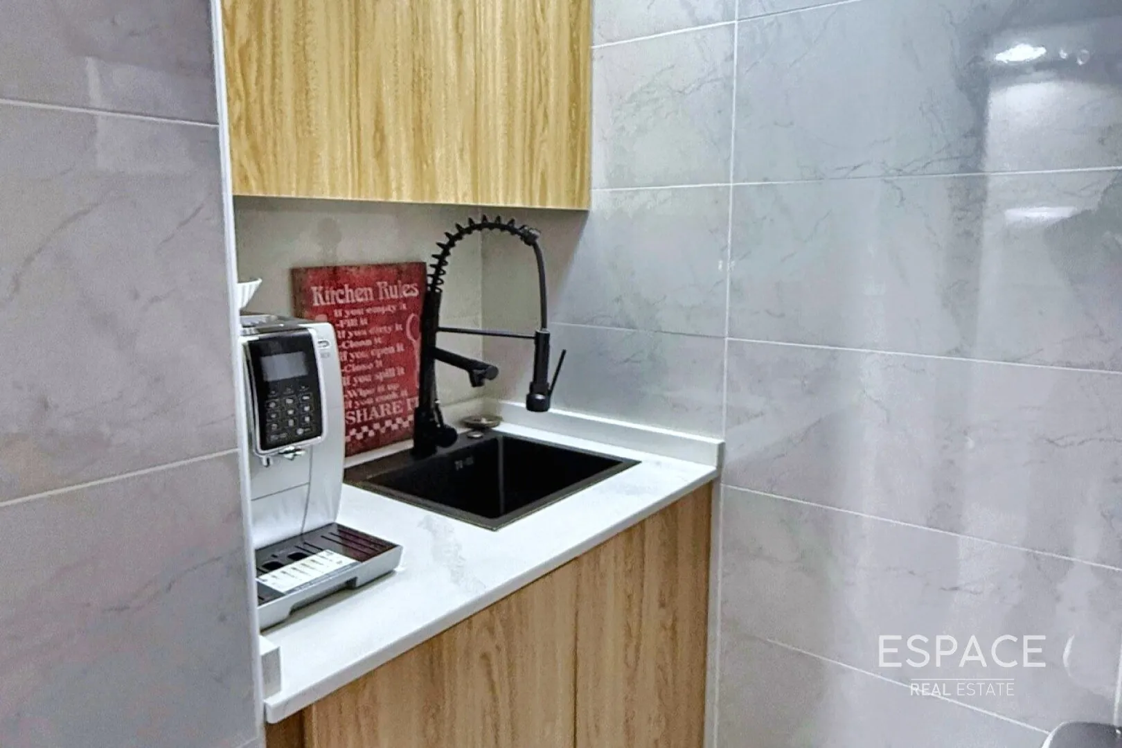 single static gallery