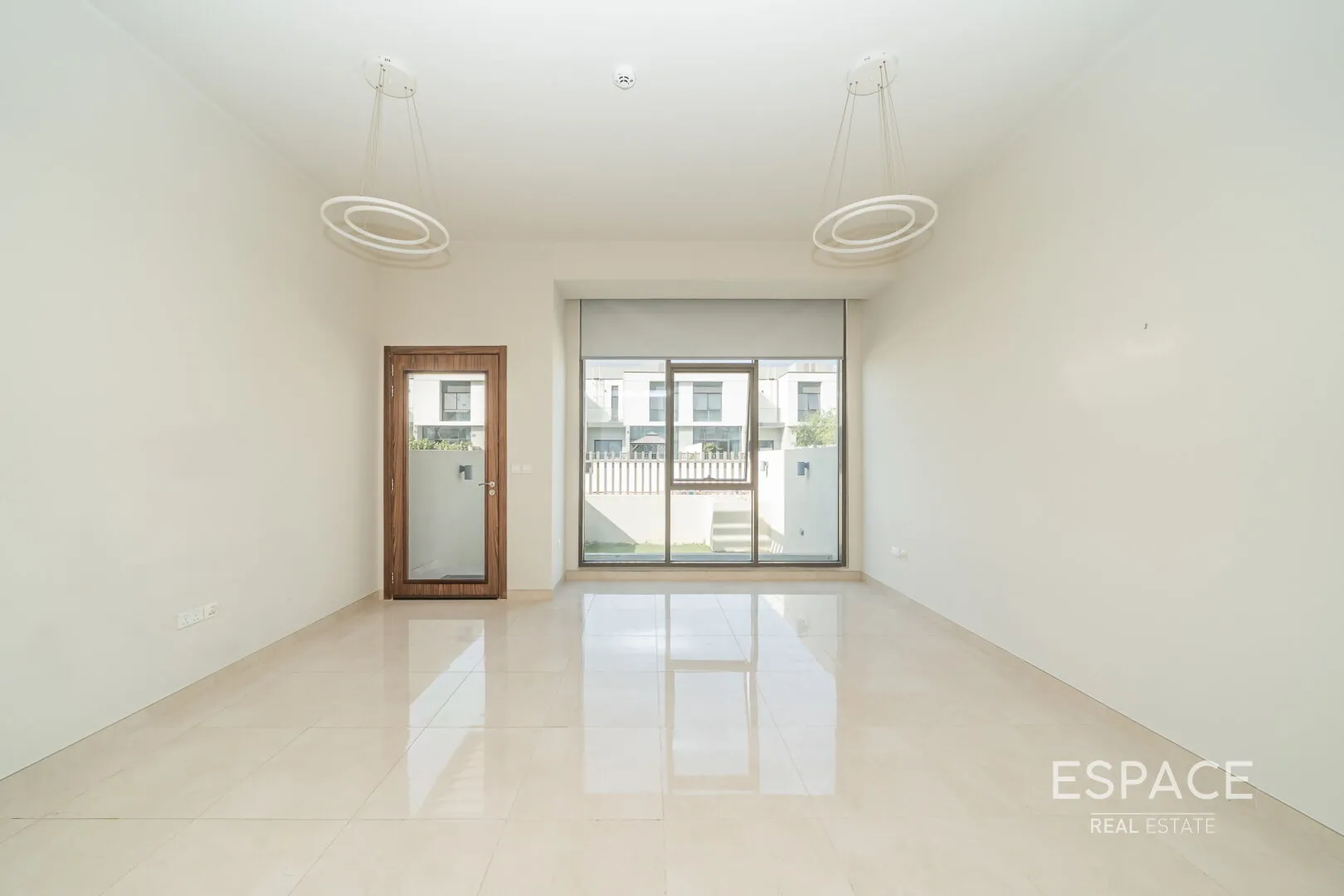 single static gallery