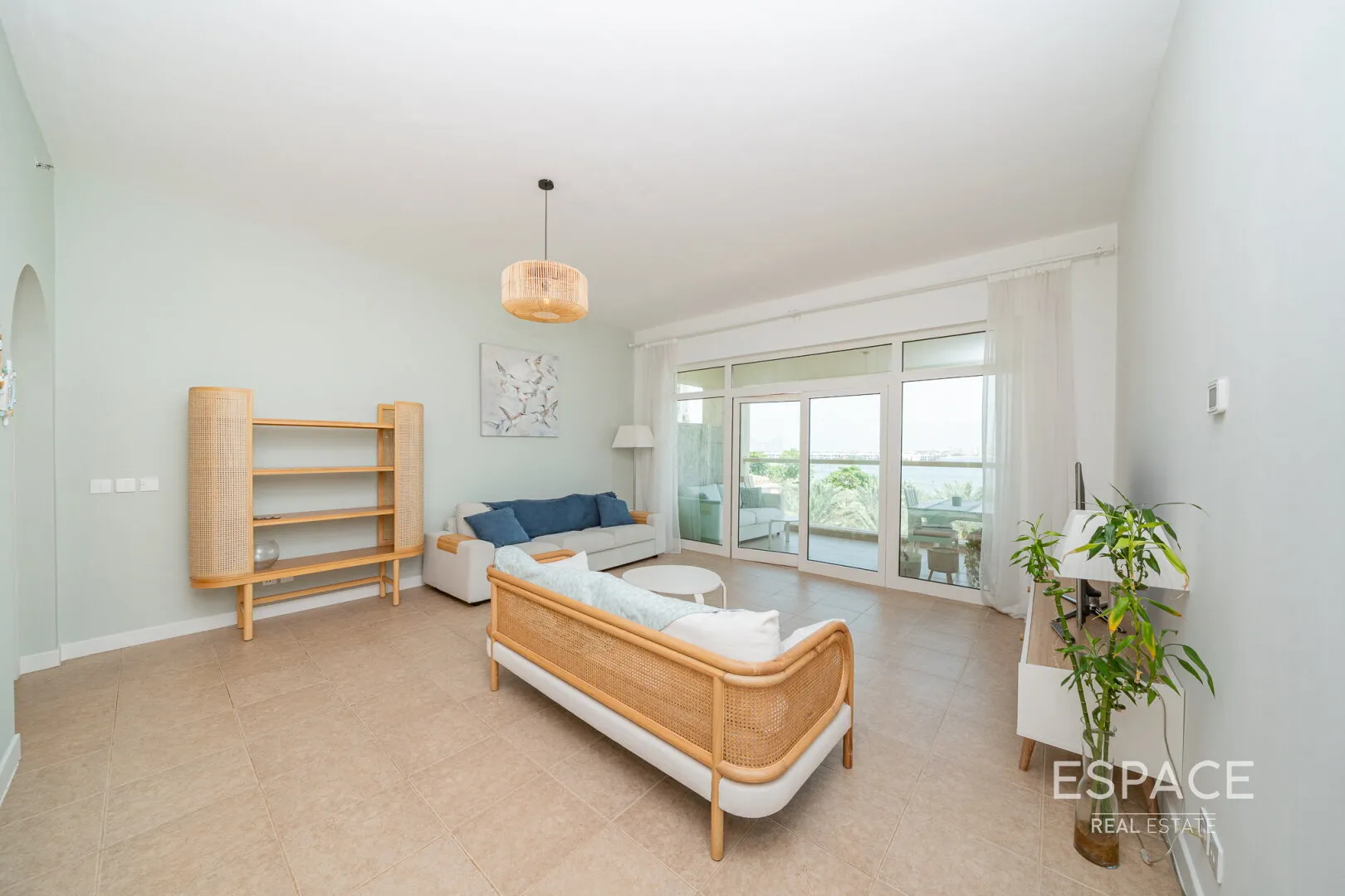 single static gallery