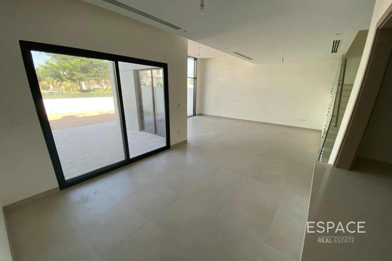 single static gallery