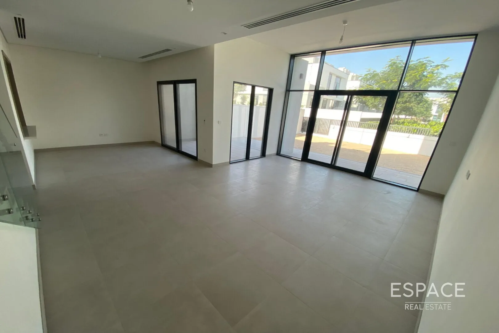 single static gallery