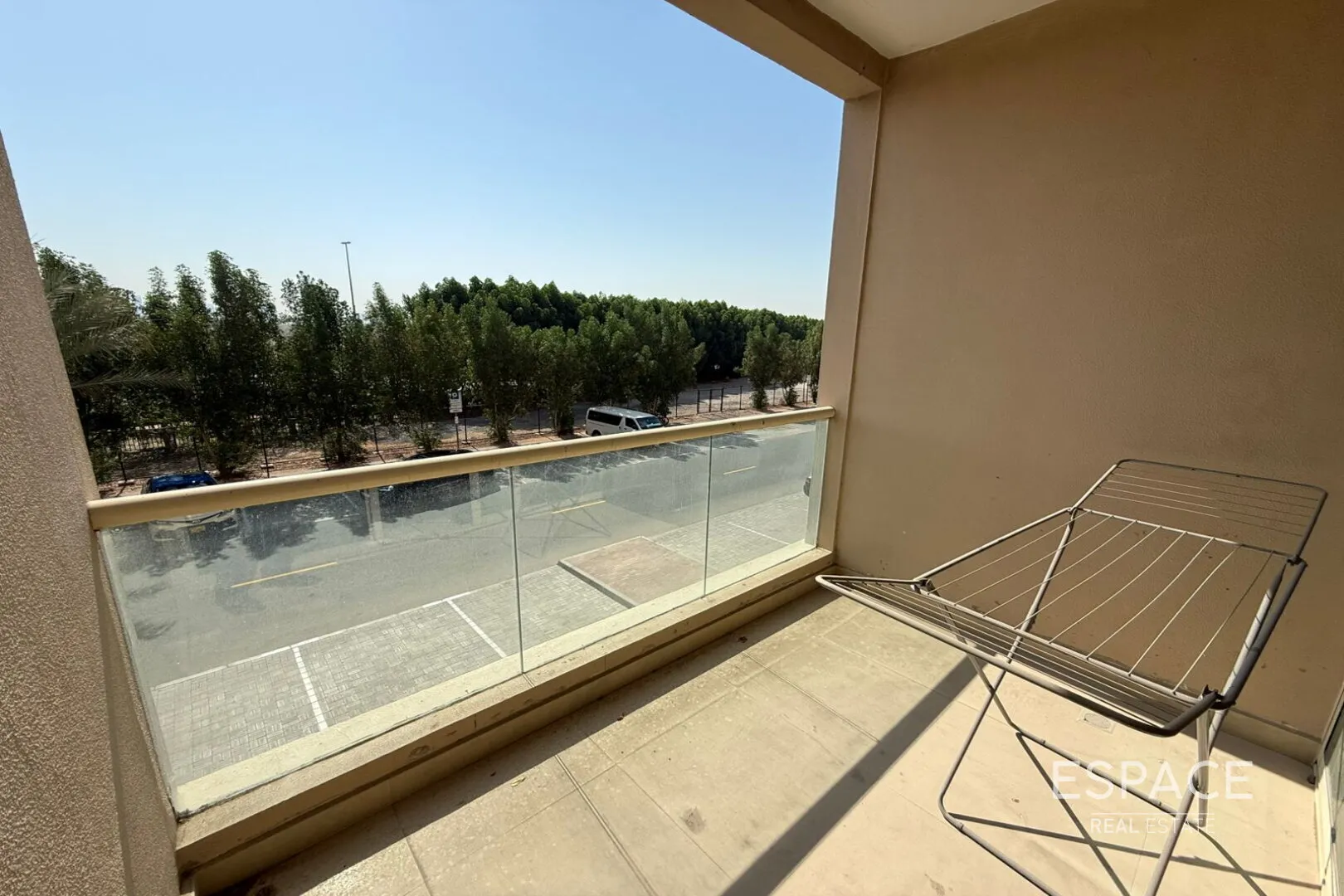 single static gallery