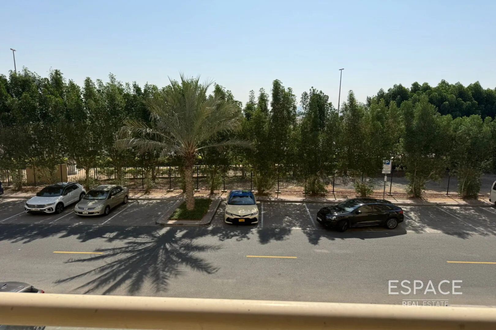 PropertiesGalleryCamera