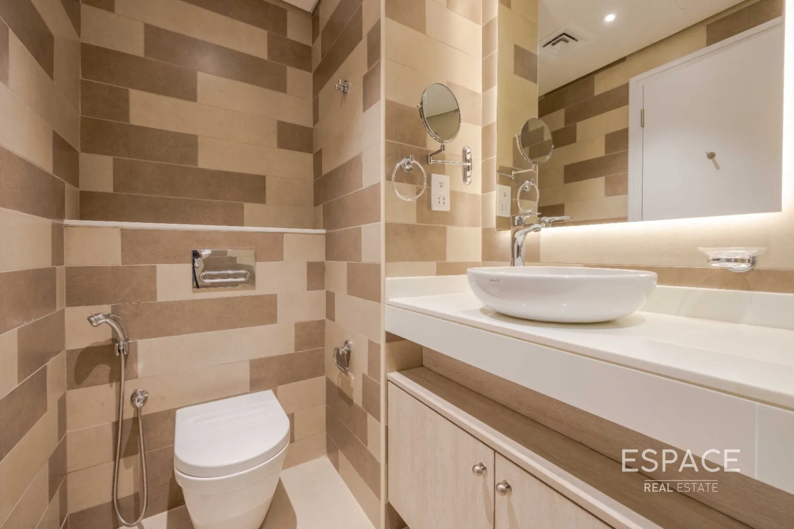 single static gallery