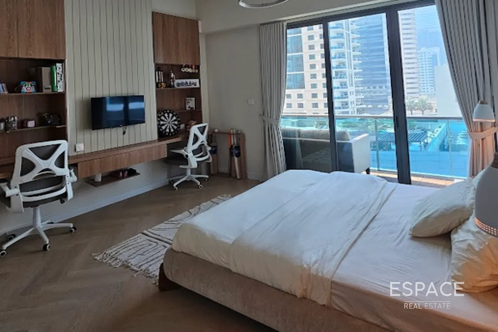 PropertiesGalleryCamera