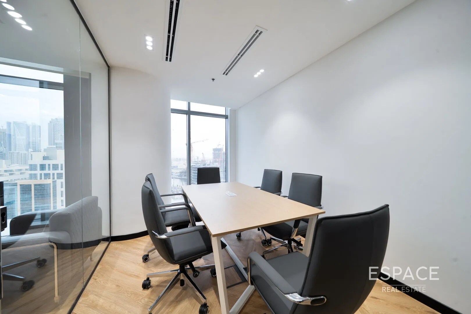 single static gallery