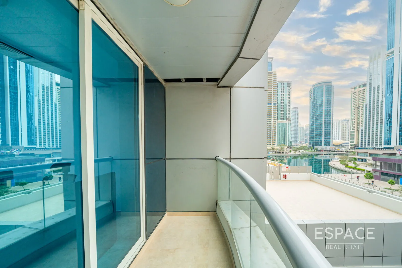 PropertiesGalleryCamera